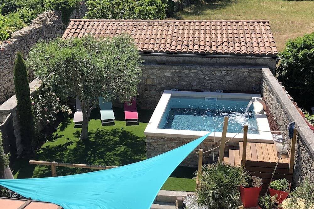 Renoviertes Steinhaus im Zentrum des Dorfes, Klimaanlage und Schwimmbad 1