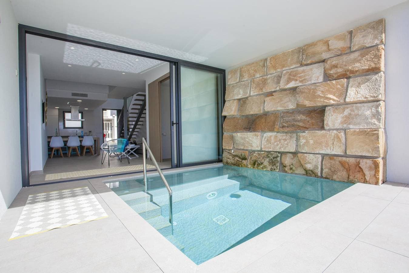 Foto 2 von 34: S'Aigua 5 - Ferienhaus mit privaten Pool in s'Illot. WiFi gratis