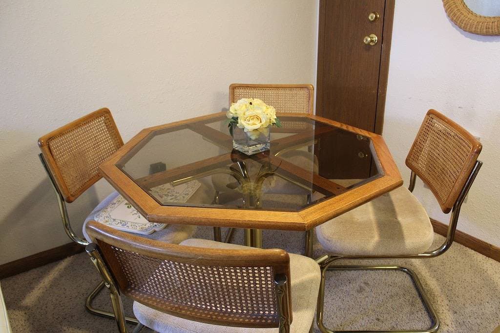 Foto 3 von 26: Aufgerüstete Brian Head Timberbrook Condo in der Nähe der Skipisten für 4 Personen