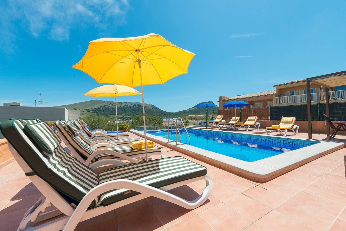Foto 9 von 50: Camomila Villa für 12 Personen mit Pool in Cala Mesquida