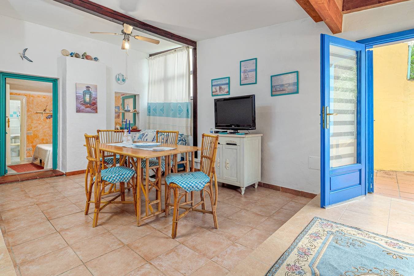 Foto 7 von 22: Ferienhaus 'Casa Taverna' mit privater Terrasse