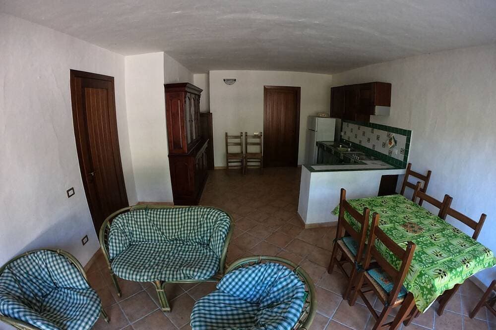 Foto 13 von 19: Chia, Villa Ulivi, ein einladender Rückzugsort für Liebhaber unberührter Natur.