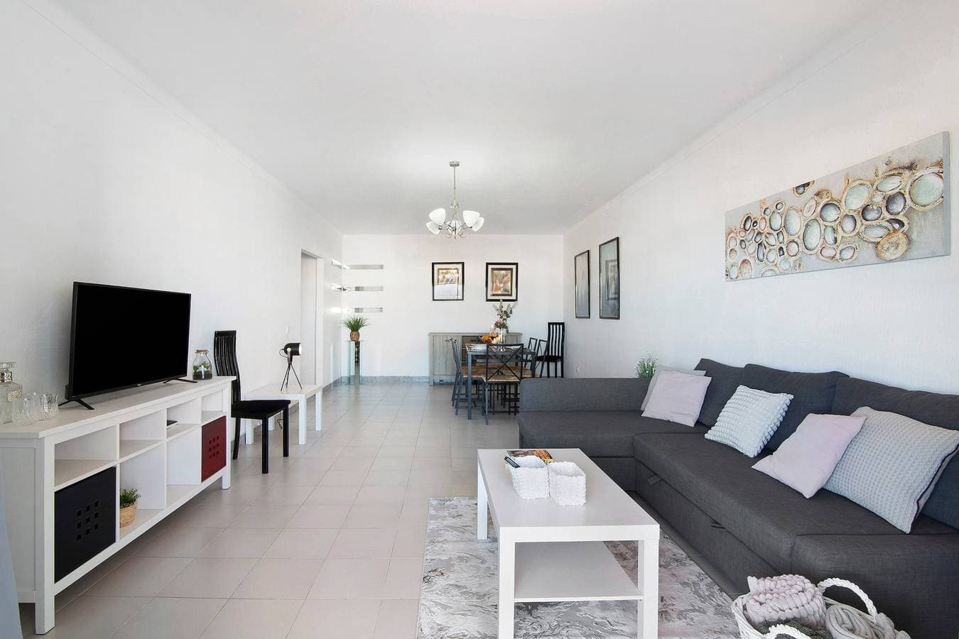 Foto 3 von 28: Ferienwohnung 'Summer Place' mit Balkon, WLAN und Klimaanlage