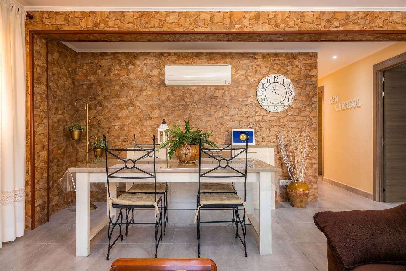 Foto 7 von 25: Ferienwohnung "Can Caragol" mit privater Terrasse, Klimaanlage und WLAN