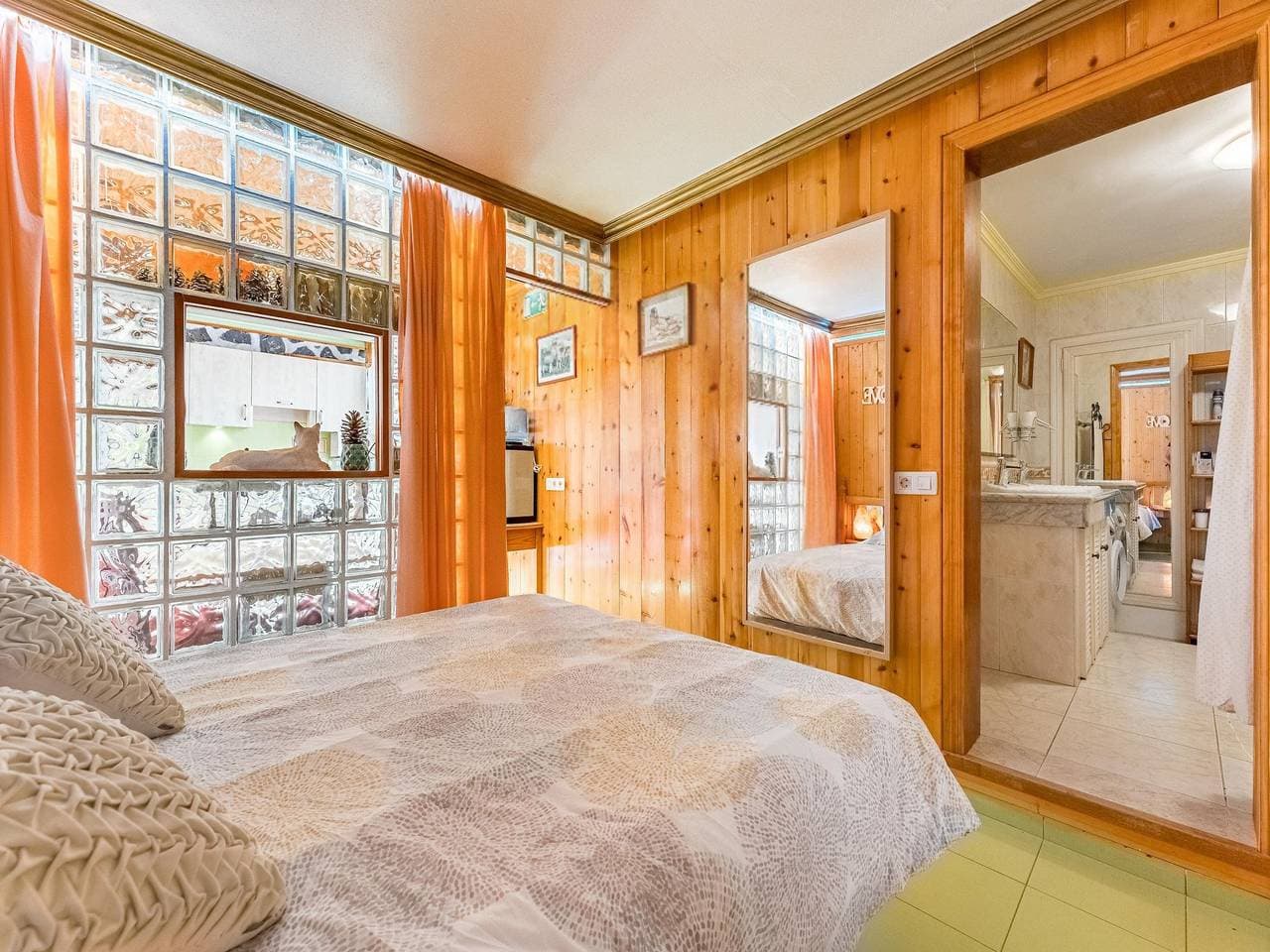 Foto 4 von 36: Wohnung mit Blick auf den Gemeinschaftsgarten