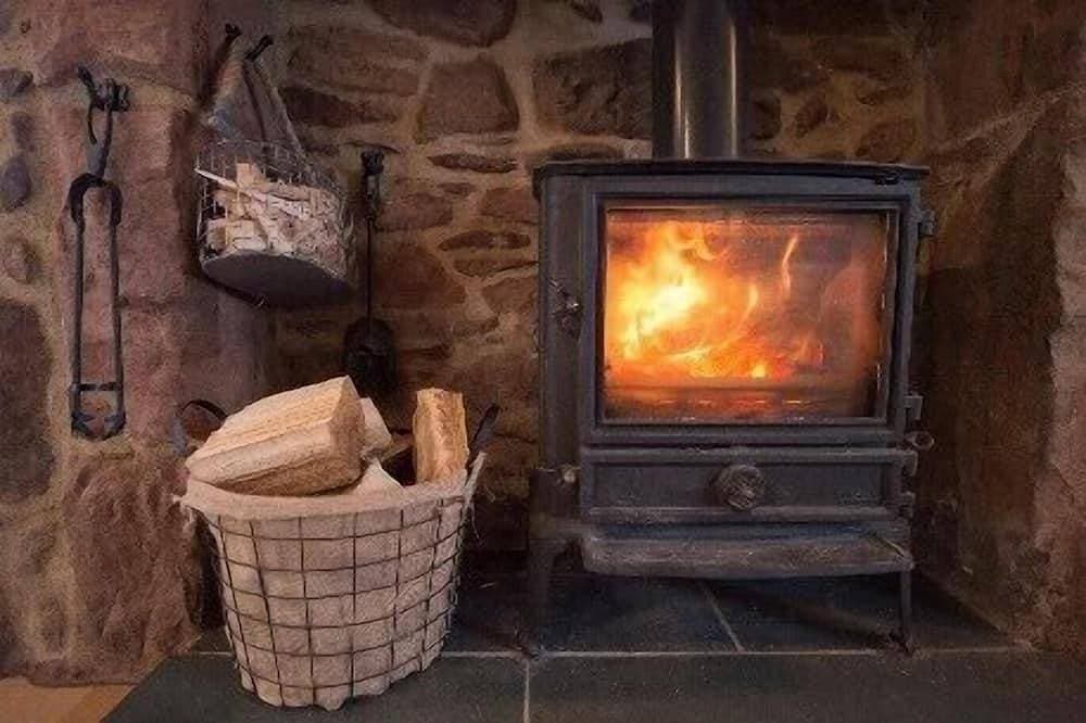 Foto 8 von 22: Atemberaubende 1 Schlafzimmer Fishermans Cottage Hotel liegt in dem schönen Dorf Pennan