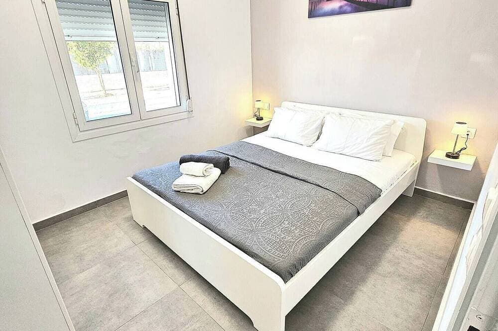Foto 2 von 30: Seaview Villa with private pool,180m from the sea