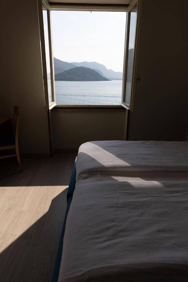 Foto 12 von 19: Double or Twin Room with Lake View