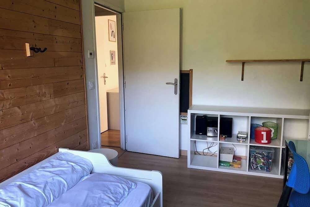 Foto 4 von 30: Angenehmes Holzhaus 2 Minuten vom Meer entfernt inmitten eines Kiefernwaldes