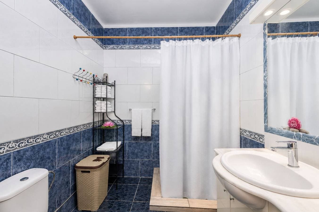 Foto 9 von 40: Ferienhaus für 6 Personen mit Balkon