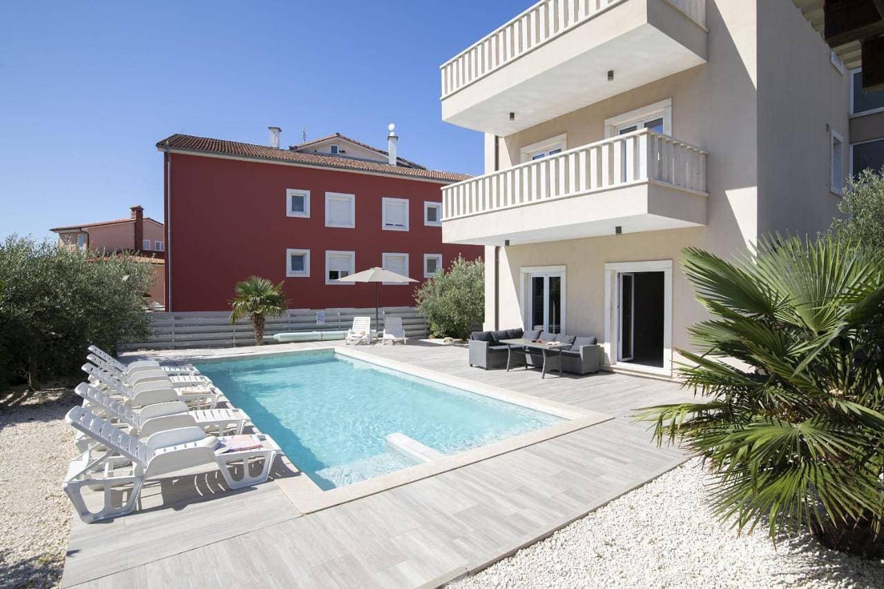 Foto 4 von 5: Villa
