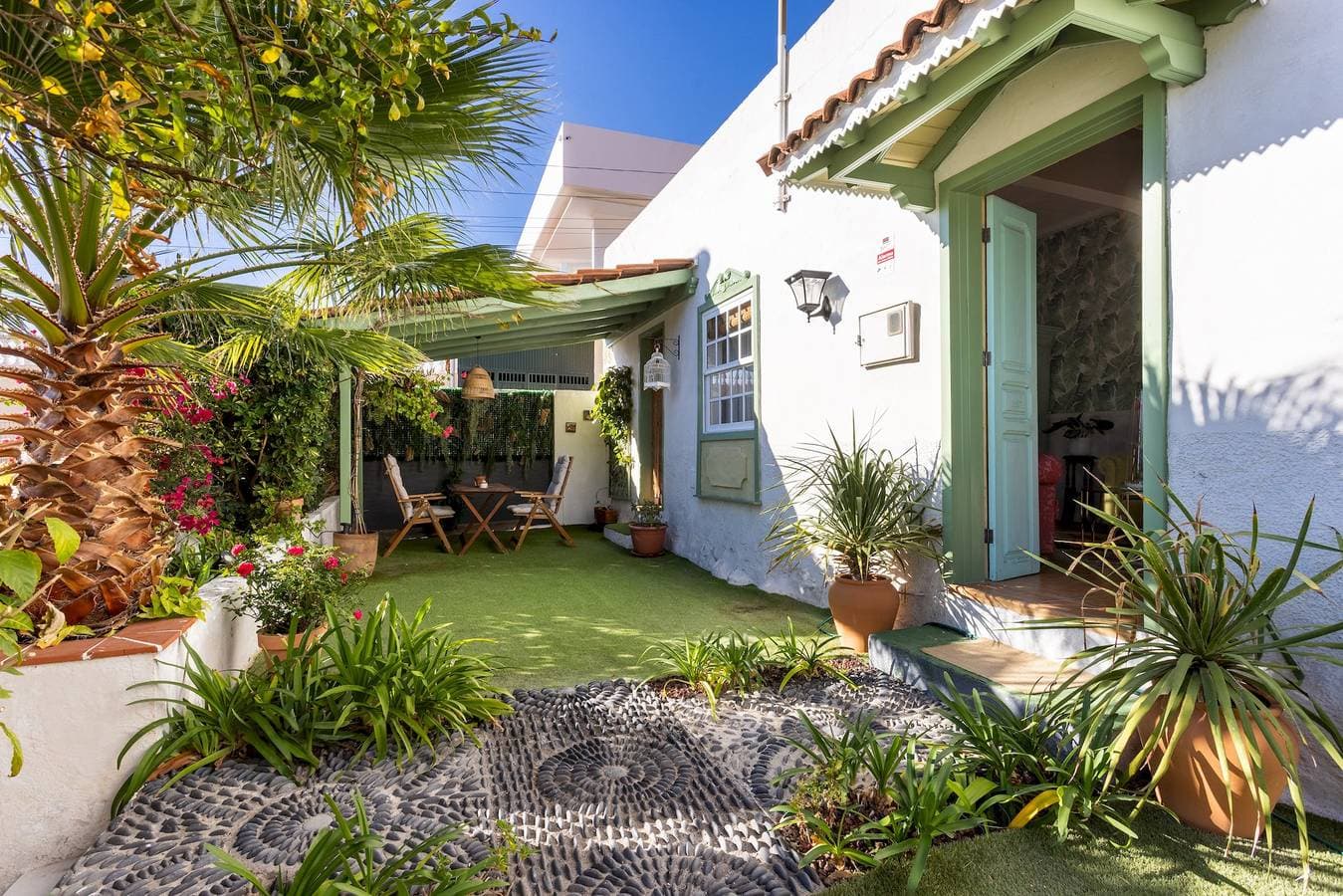 Foto 2 von 39: Villa für 2 Personen mit Terrasse