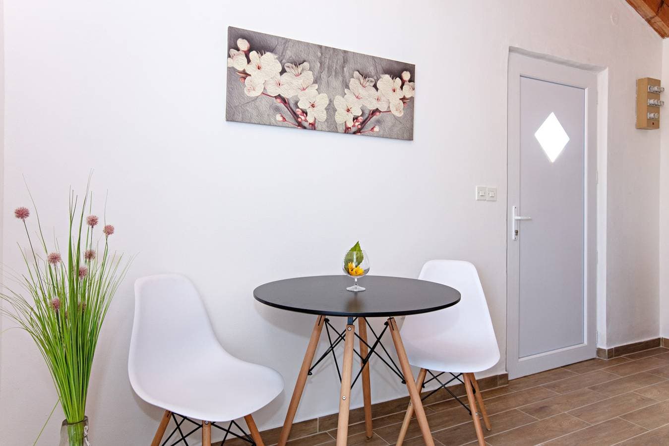 Foto 10 von 21: 1-Zimmer-Ferienwohnung mit Balkon und Meerblick Tisno (Murter) A-815-d