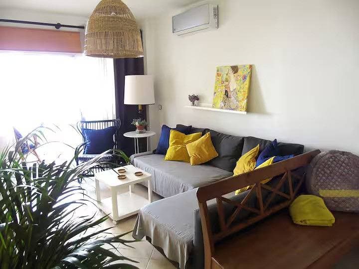 Foto 3 von 17: 2 bed - Sleeps 4 - Balcony - City Centre