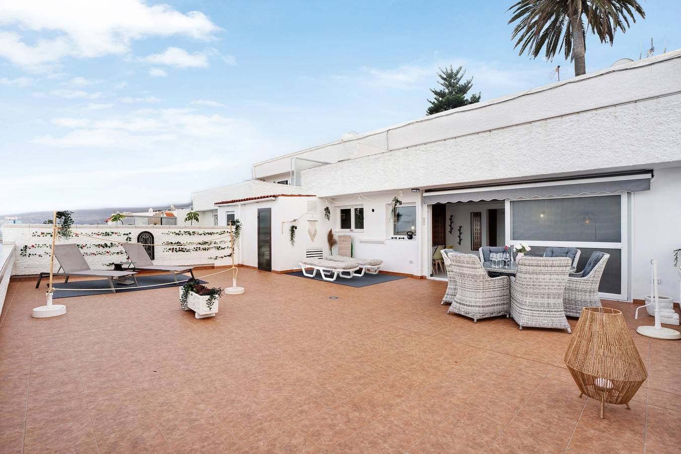 Foto 7 von 32: Ferienwohnung "Casa Hola Mar" direkt an der Küste mit Infinity-Blick auf das Meer