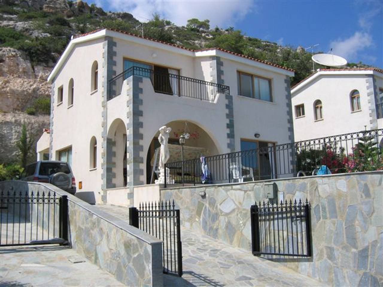 Foto 8 von 36: Peyia Villa mit Meerblick, privatem Pool und Garten
