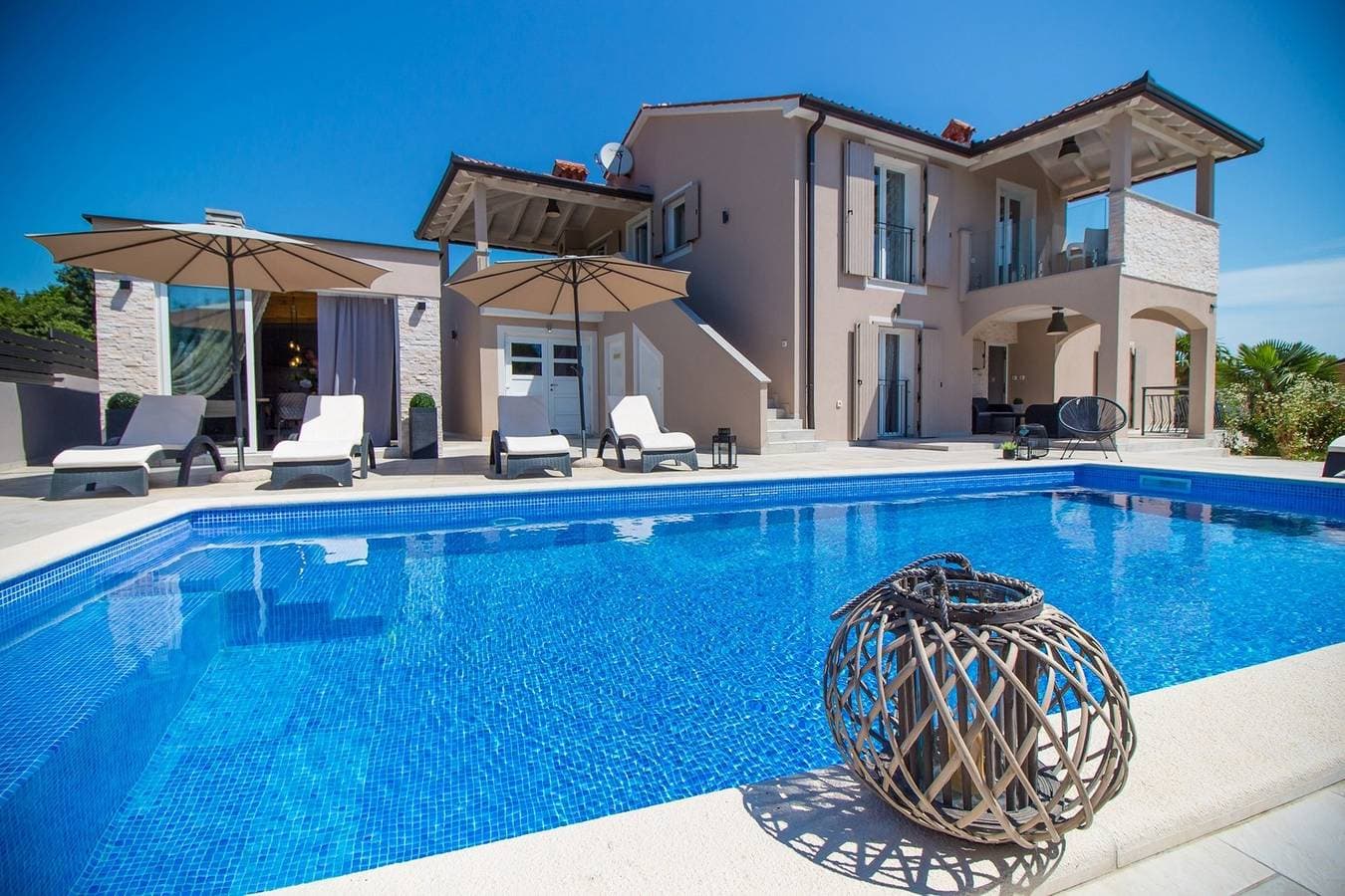 Villa Franka mit Pool in der Nähe von Labin 1