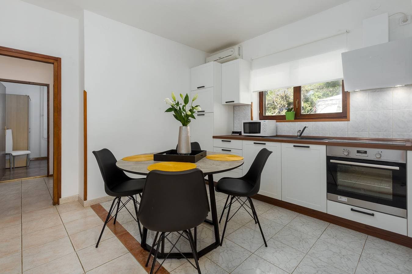 Foto 6 von 39: Apartment Silvia mit schönem großem Privatgarten und Kinderspielplatz in Funtana