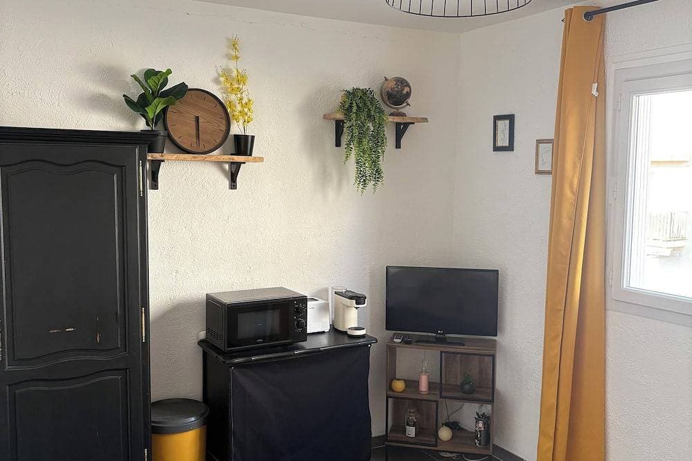 Foto 5 von 6: Charming studio near the sea