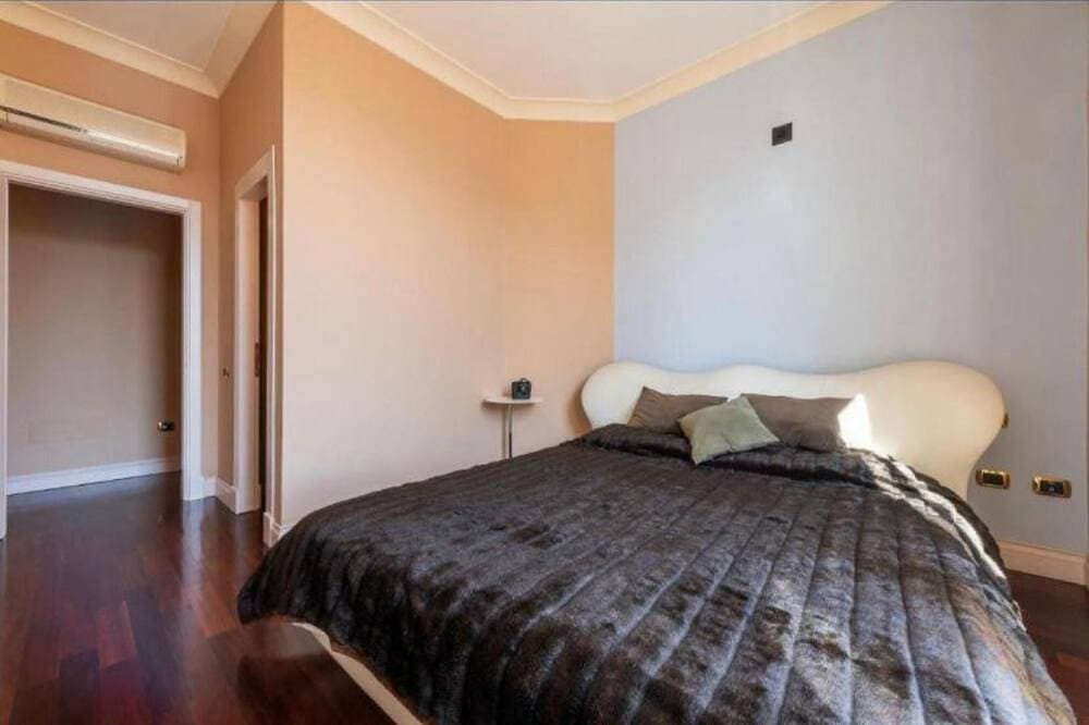 Foto 5 von 23: Cosy and comfortable flat located in the heart of Cagliari.