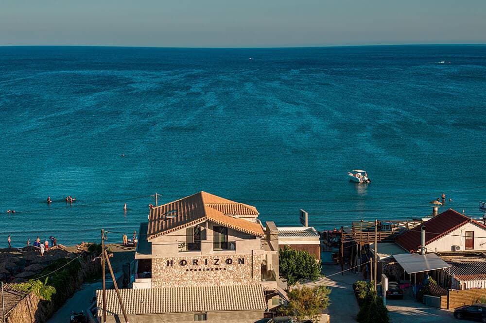 Foto 13 von 26: Horizon Apartments - Deluxe Double/Twin Room with Sea View
