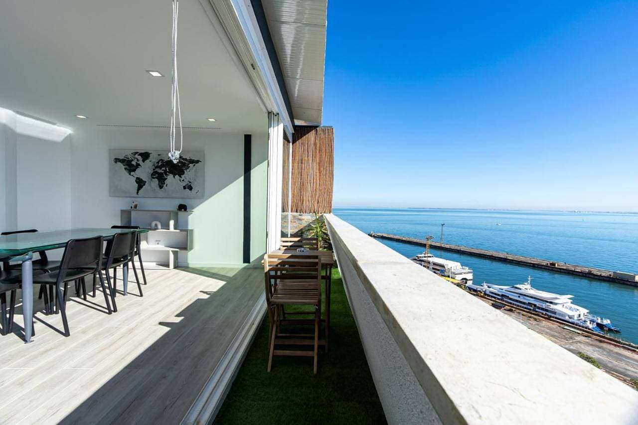 Cacilhas Riverview! 1