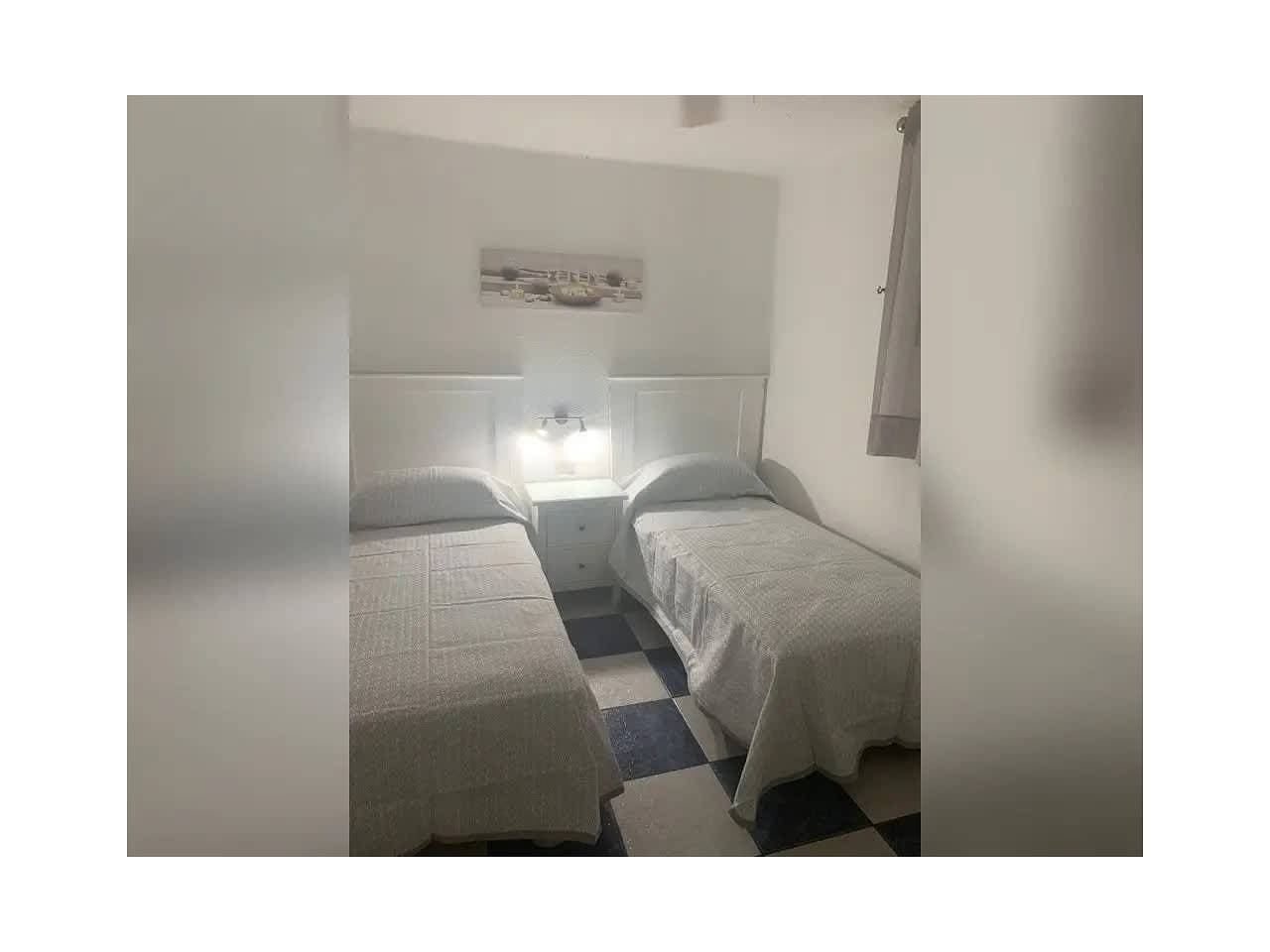 Foto 10 von 17: Ferienwohnung für 4 Personen mit Pool