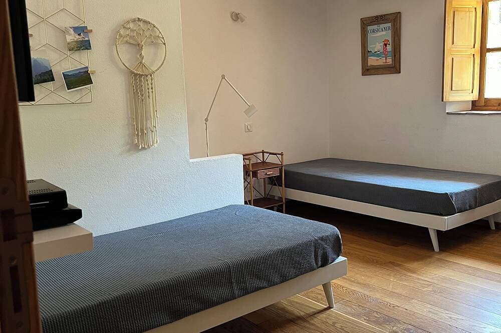 Foto 4 von 30: Schafstall Schwimmbad. Beheizt, charmant und komfortabel, 15 Minuten von Porto Vecchio entfernt