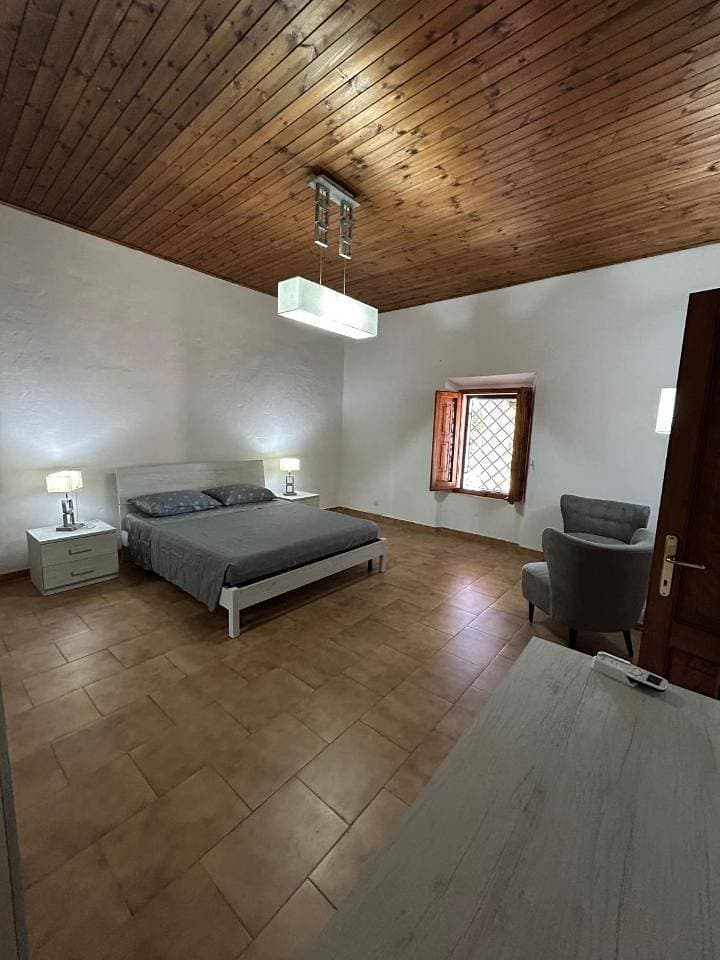 Foto 8 von 85: Two-Bedroom Apartment