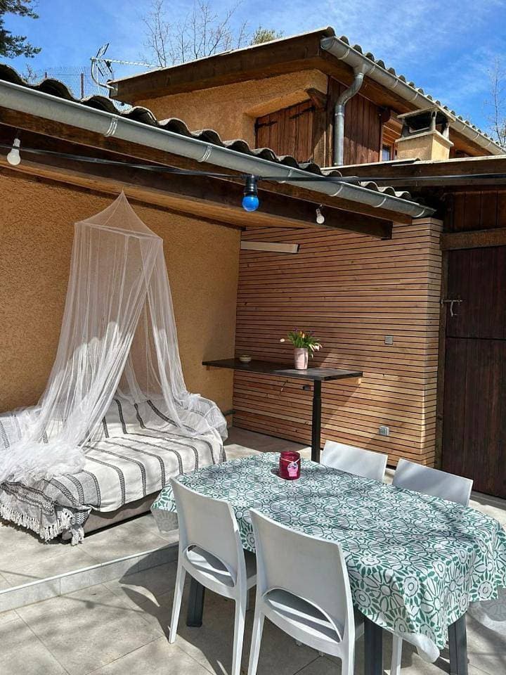Foto 6 von 14: Three-Bedroom House