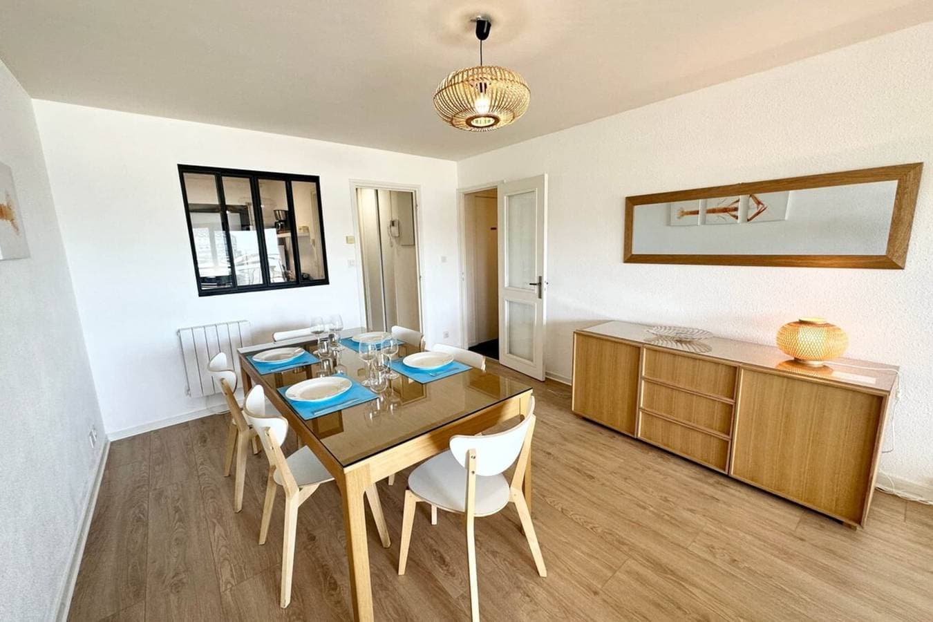 Foto 9 von 43: Ferienwohnung für 4 Personen mit Balkon