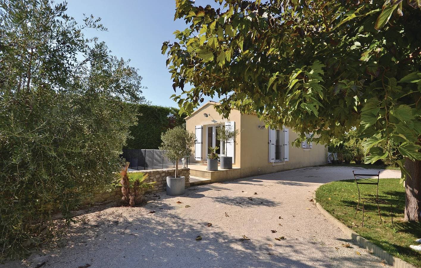Foto 12 von 32: Sorgue Garden Wohnung mit AC, Pool und Parkplatz