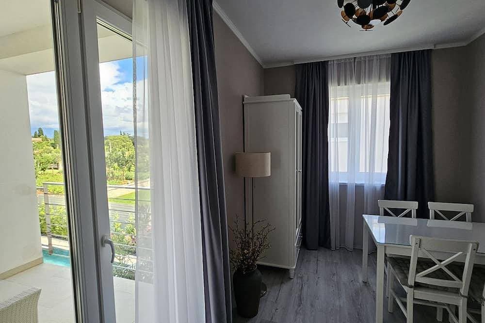Foto 10 von 22: Bezauberndes und hundefreundliches Apartment mit Pool, Privatparkplatz, Klima