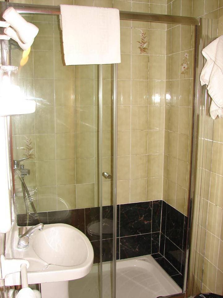 Foto 8 von 12: Double or Twin Room