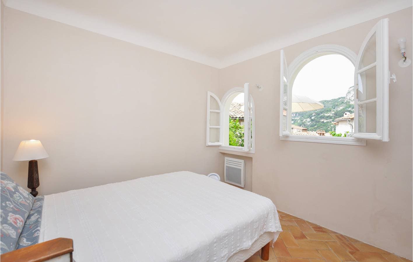 Foto 4 von 22: Gemütliches Apartment mit Terrasse, Grill und Strand in der Nähe