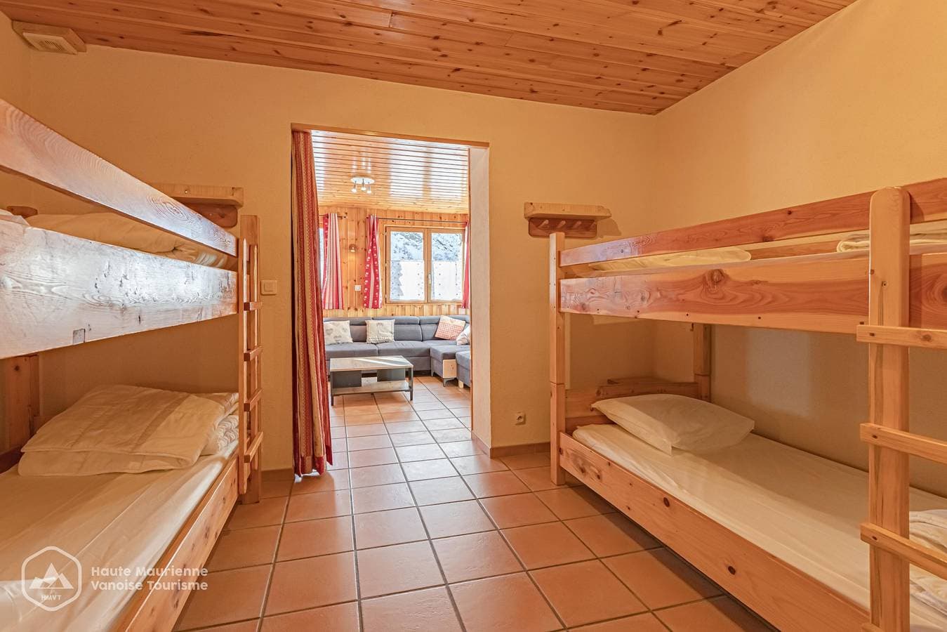 Foto 9 von 15: Chalet „Les Pervenches“: Bergblick, private Terrasse und WLAN