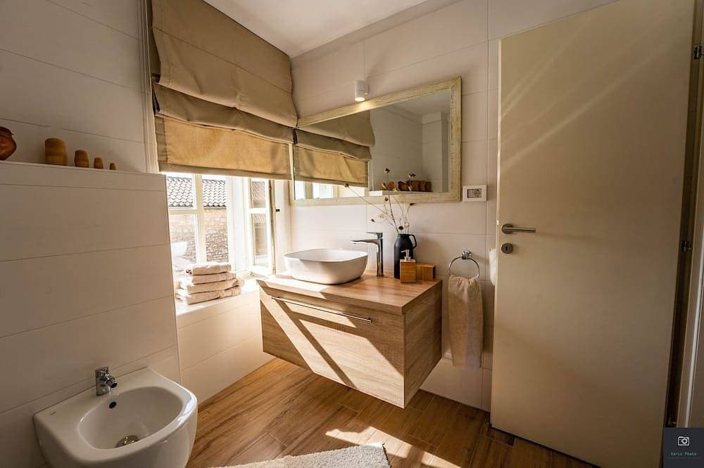 Foto 6 von 30: Cozy and modern remodeled Istrian villa with pool and a separate lounge area.