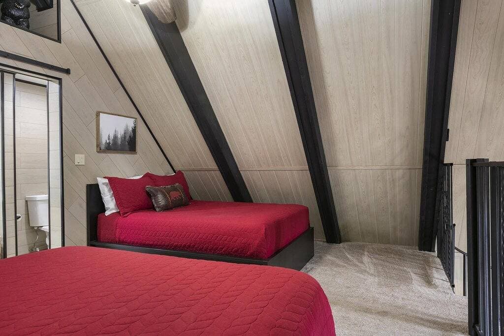 Foto 10 von 37: Cozy🏡Cabin Near⛰Brian Head☀️Zion🌄Bryce Canyon 🏞With📡Wi-Fi 🐶 Pet Friendly