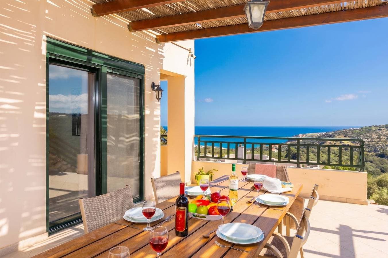 Foto 3 von 38: Villa für 7 Personen mit Balkon