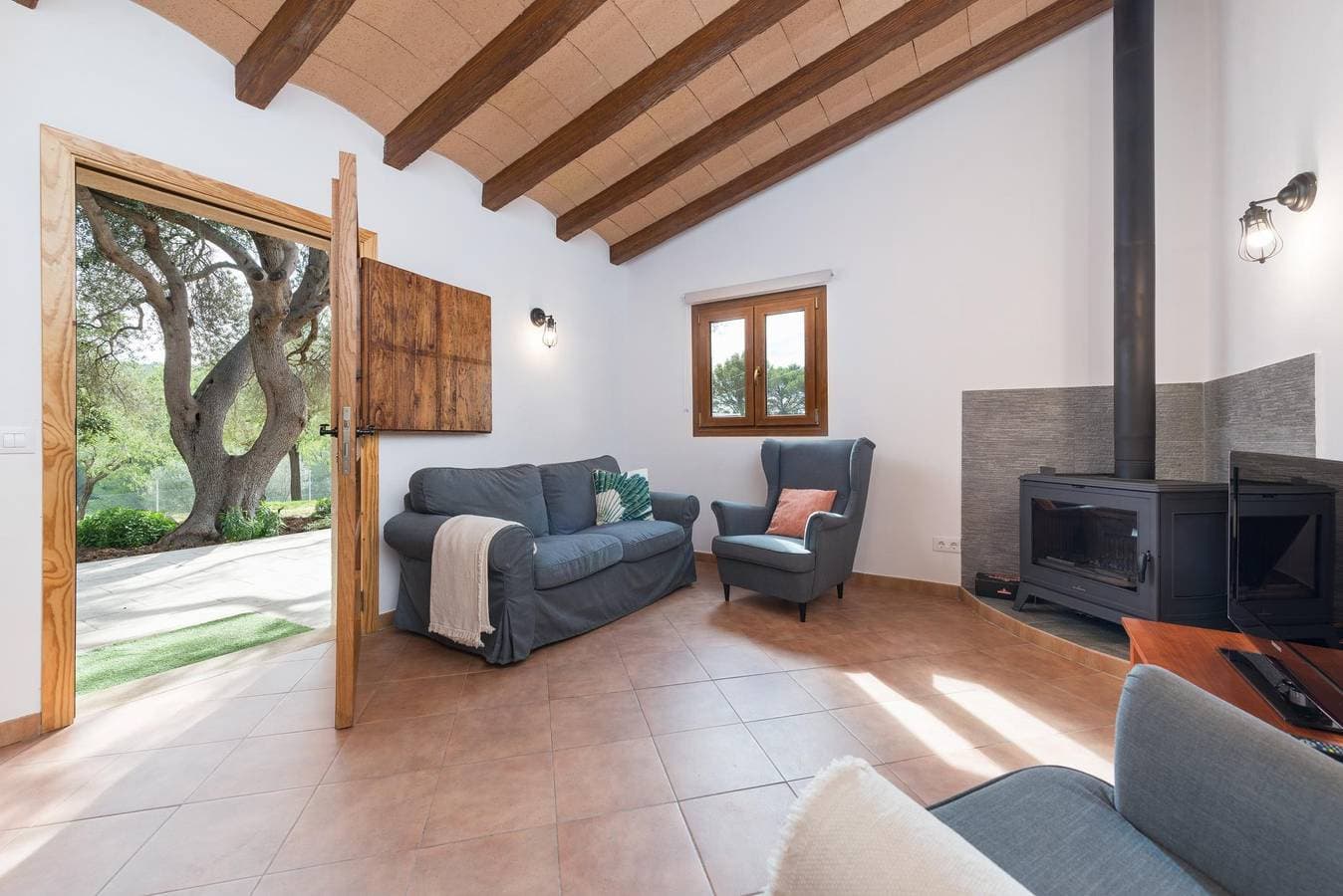 Foto 5 von 33: Sa Plana (Villa Calvia) – Fantastische Villa mit Privatpool, nur 1.5 km von Calvià und 7.9 km vom Meer entfernt. WiFi gratis
