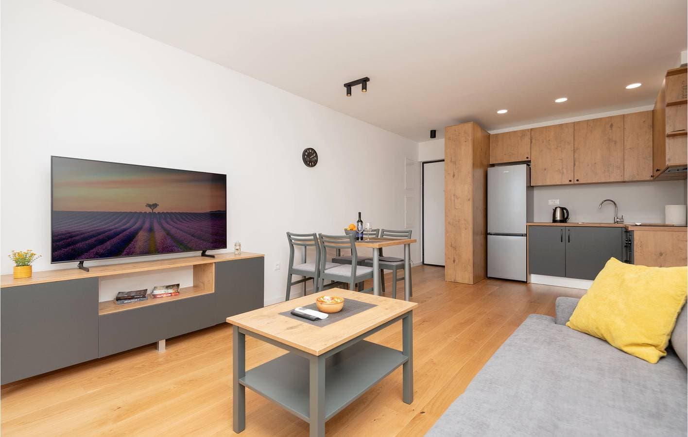 Foto 4 von 19: Gemütliche Ferienwohnung mit Terrasse, in der Nähe von Makarska und dem Strand