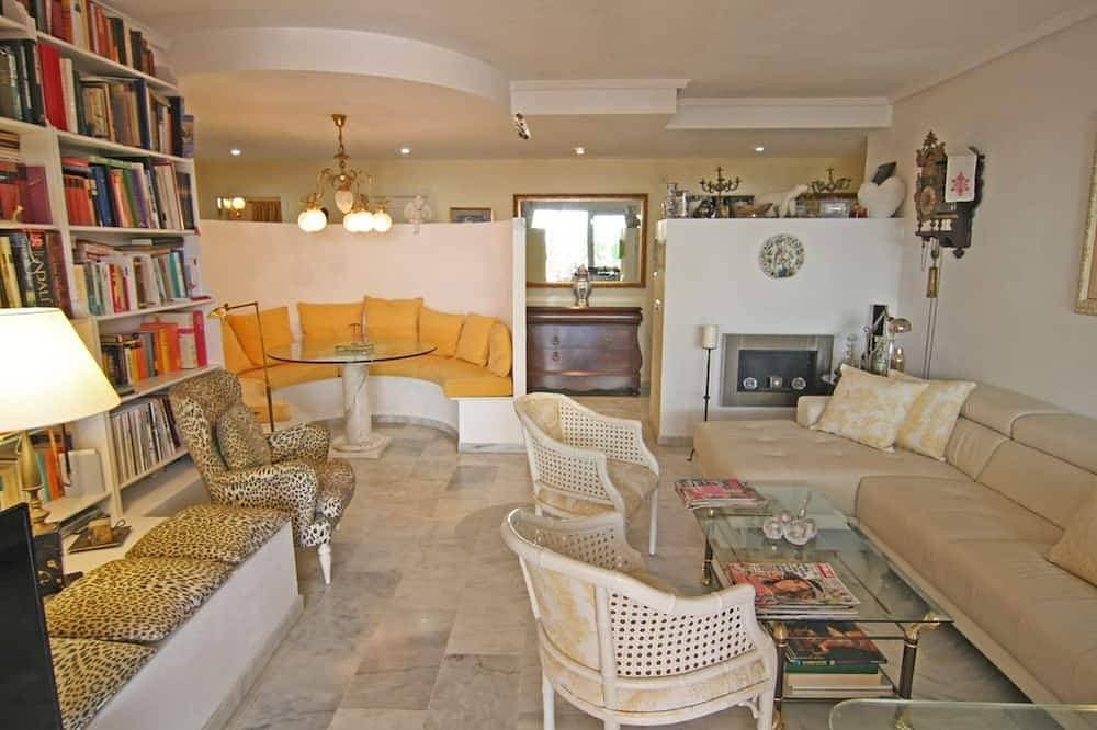 Foto 7 von 14: Schönes Apartment in Bendinat, 300 m zum Strand, gr. Terrasse, Pool & Golfplatz