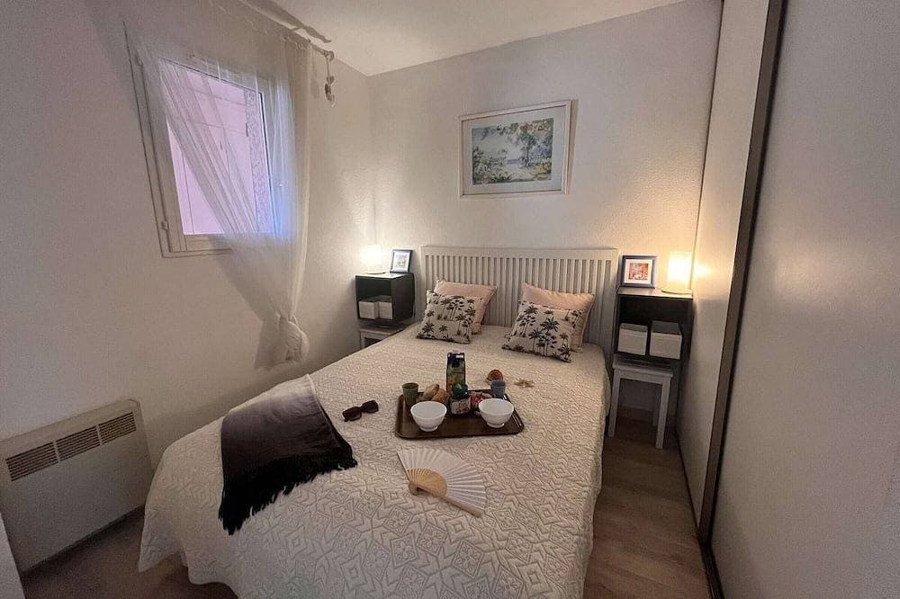 Foto 2 von 20: Gemütliche Ferienwohnung mit 2 Zimmern, Terrasse, 400m vom Strand, WLAN, Parkplatz, in Saint Aygulf