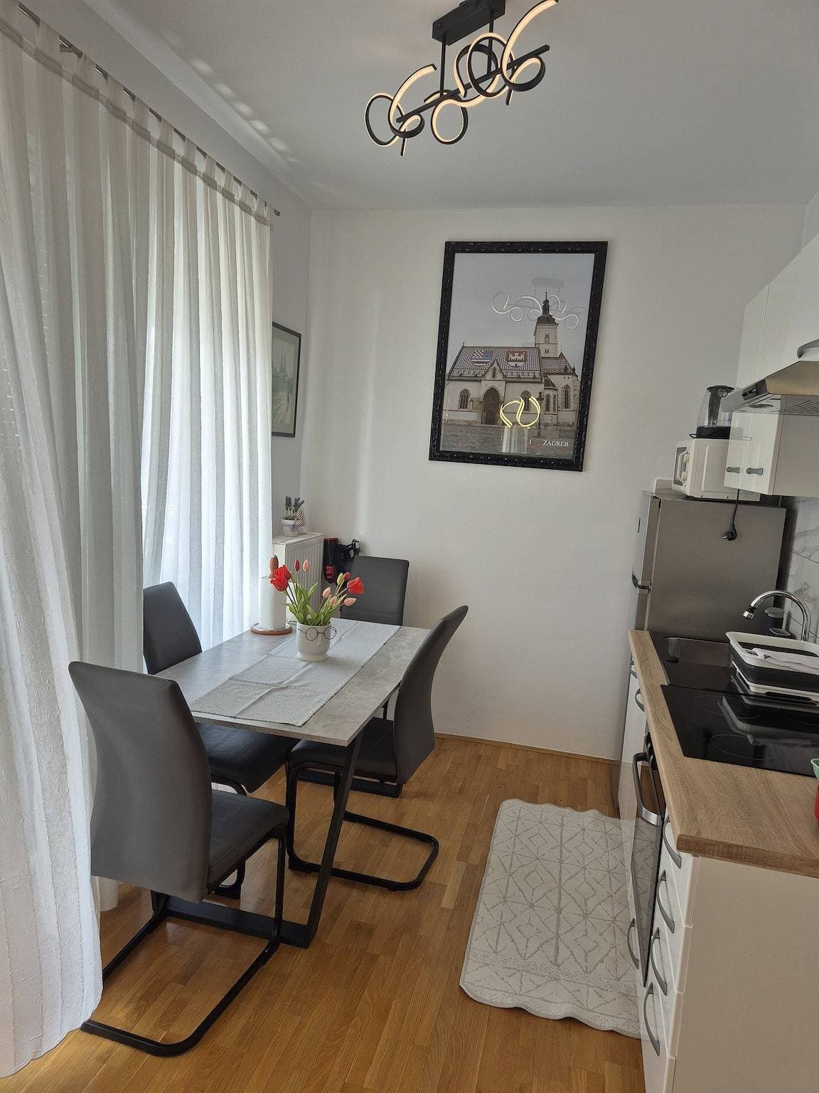 Foto 8 von 24: Ferienwohnung für 4 Personen mit Balkon