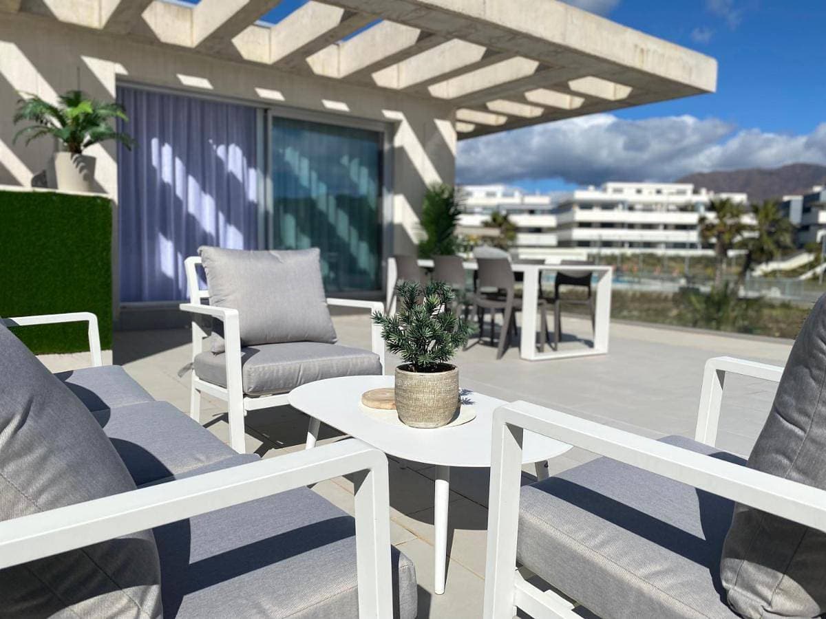Estepona Penthouse Apartment with 132m2 terrace 1