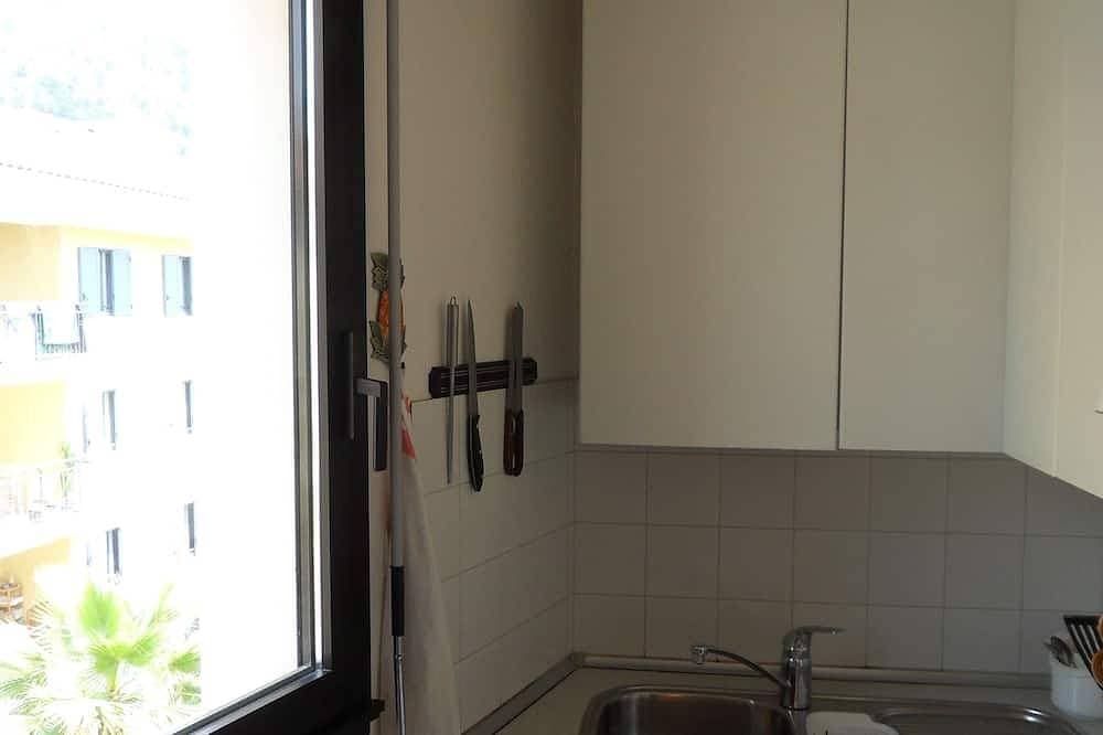 Foto 13 von 21: Zentrale Zweizimmerwohnung, 2 große Balkone, 100 m vom Strand entfernt, Parkplatz, Tennis