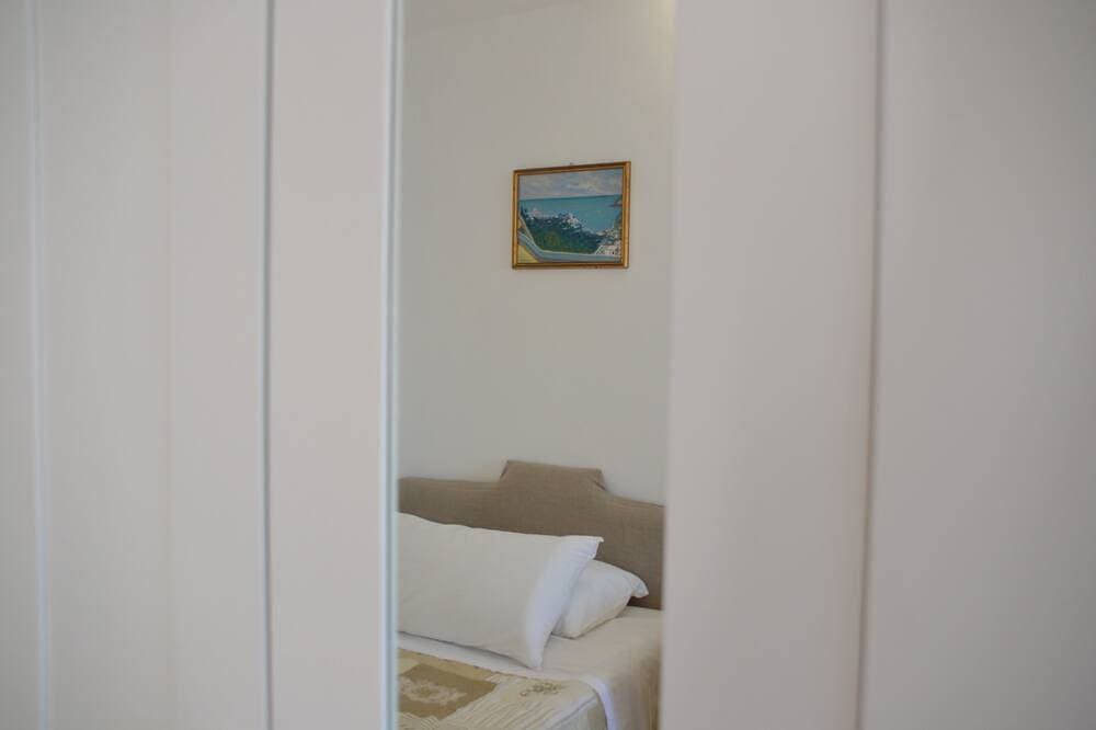 Foto 9 von 28: Positano Center - Terrasse mit Meerblick, - 2 Schlafzimmer - Klimaanlage und kostenfreies WLAN