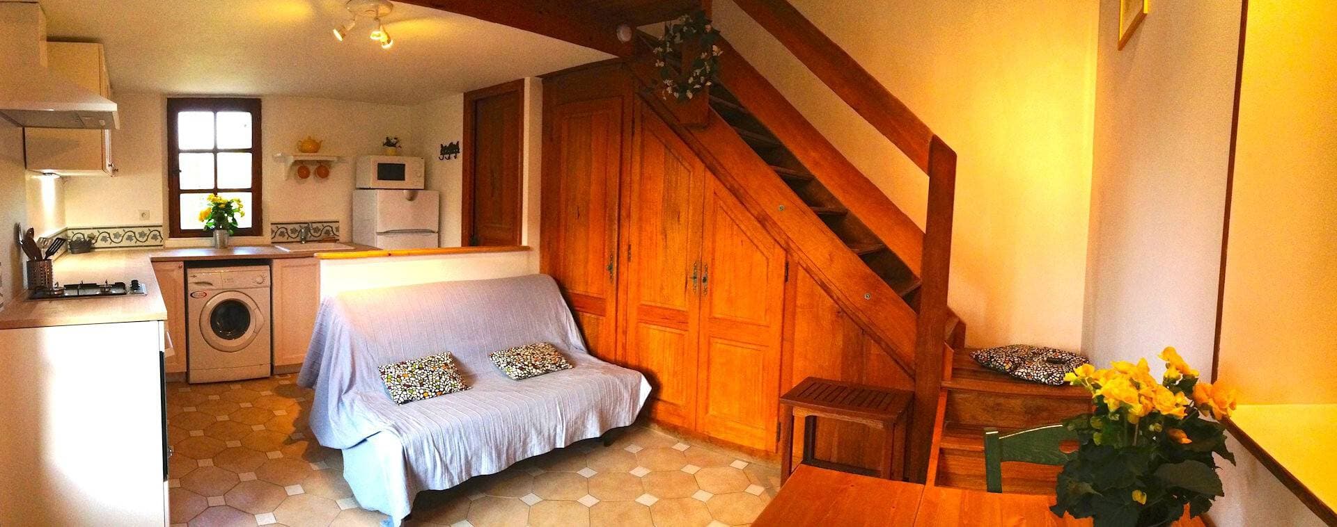 Foto 2 von 12: Ferienwohnung 'La Truite' mit privater Terrasse, Wi-Fi und Klimaanlage