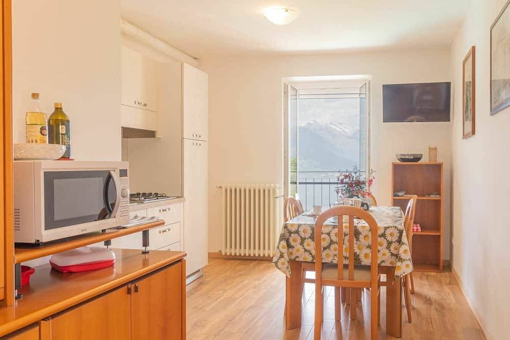 Foto 12 von 30: Angenehme Wohnung für 6 Leute mit Pool,  W-Lan, TV und Terrasse