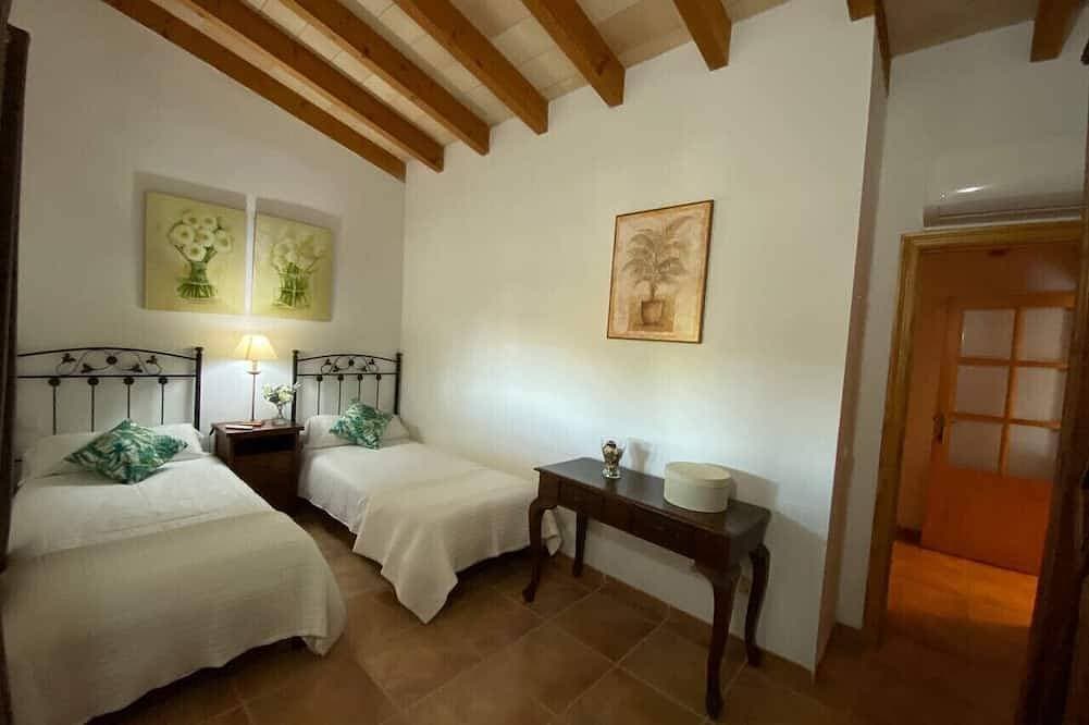Foto 5 von 19: Cosy Haus am Rande des Waldes, Im Bereich Pula (Free WIFI)